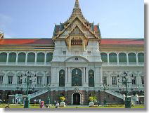 Built in 1882 and it was centenial of Bangkok Dynasty
