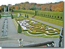 Versailles Palace is starter of this style ??